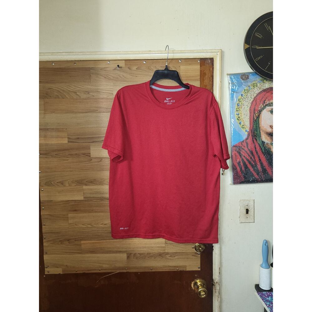 Nike Men's Dri-Fit Crew Neck Short Sleeve Tee T-Shirt Maroon Solid LARGE
